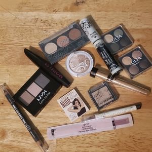 Eyes! Brand new/sealed makeup